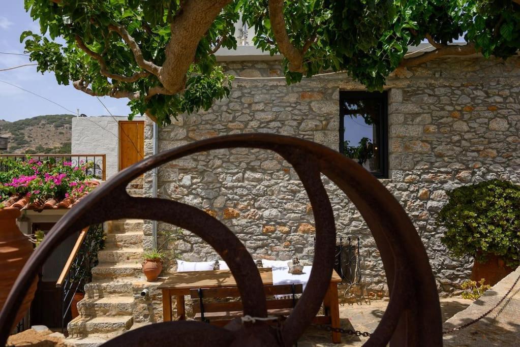 Vakantiehuis The Nektar House Kato Loumas
